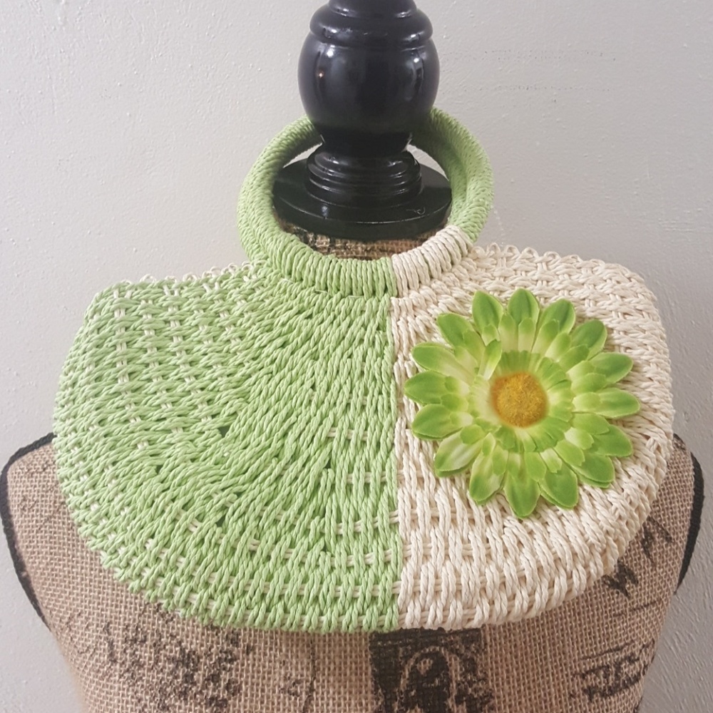 COPY - Cute Straw Bag